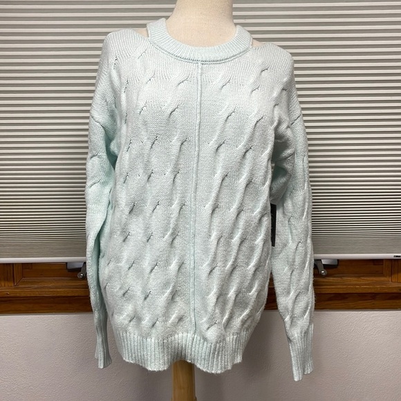 Vince Camuto NWT Pullover Luxe Aqua Mist Cable Knit Crew Neck Cut Out Sweater - Picture 1 of 10